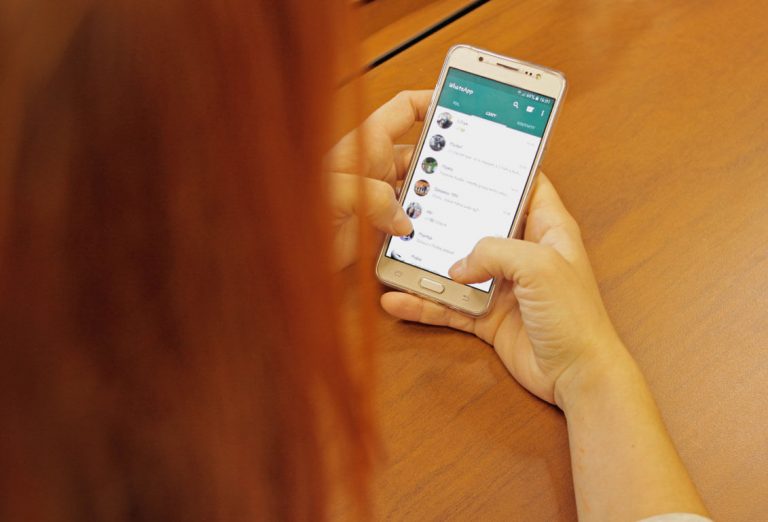 menonaktifkan download otomatis di whatsapp