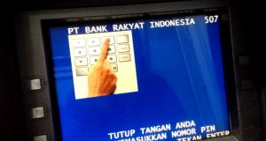 mengambil uang di atm bri - masukkan pin