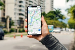 aplikasi untuk traveling google maps