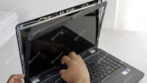 mengatasi layar laptop bergaris dengan ganti lcd