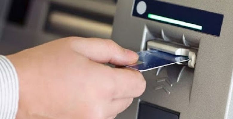 kartu atm tertelan di mesin atm